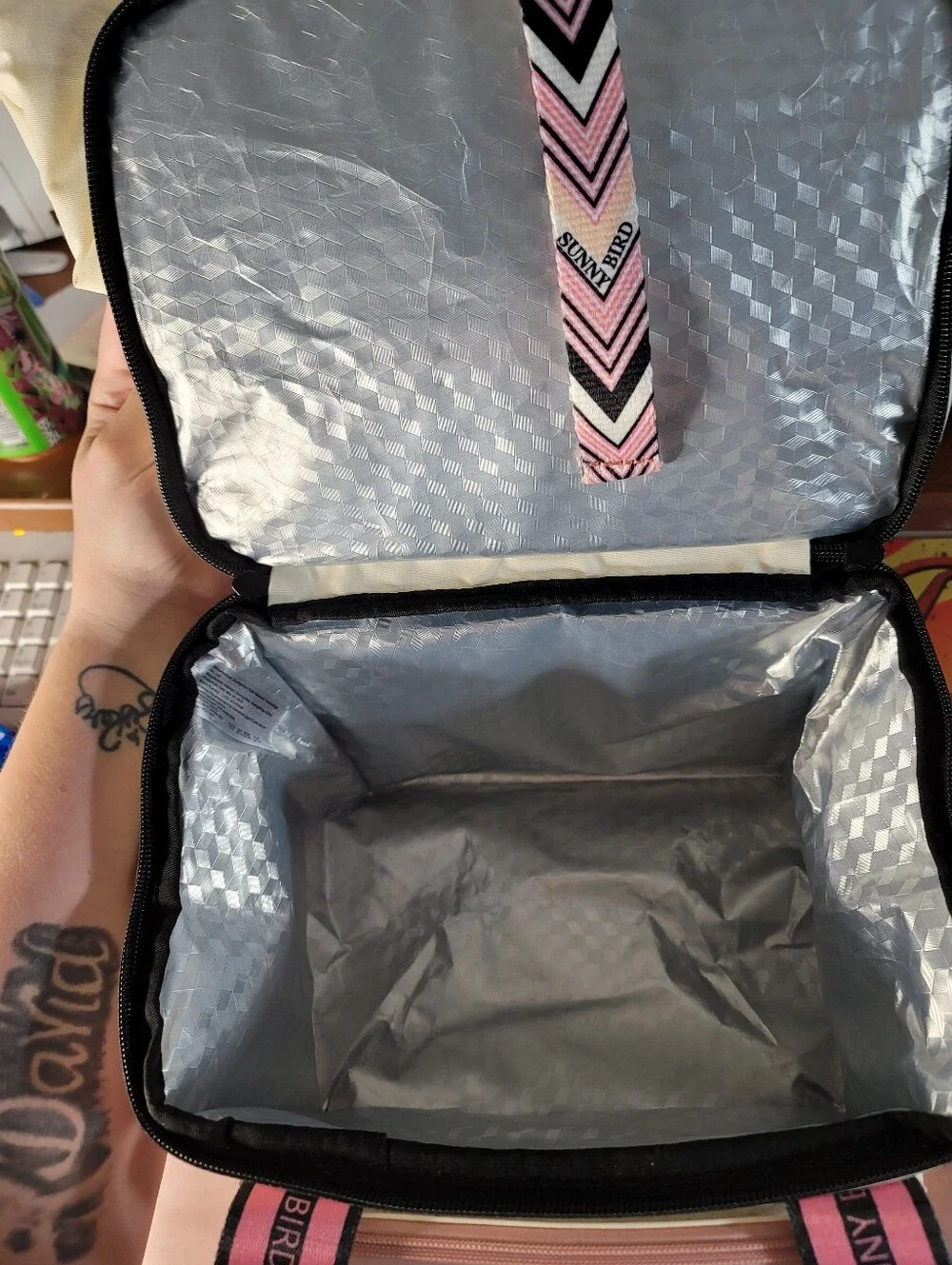 SUNNY BIRD Dual Compartment Insulated Lunch Bag (Pink & Cream)